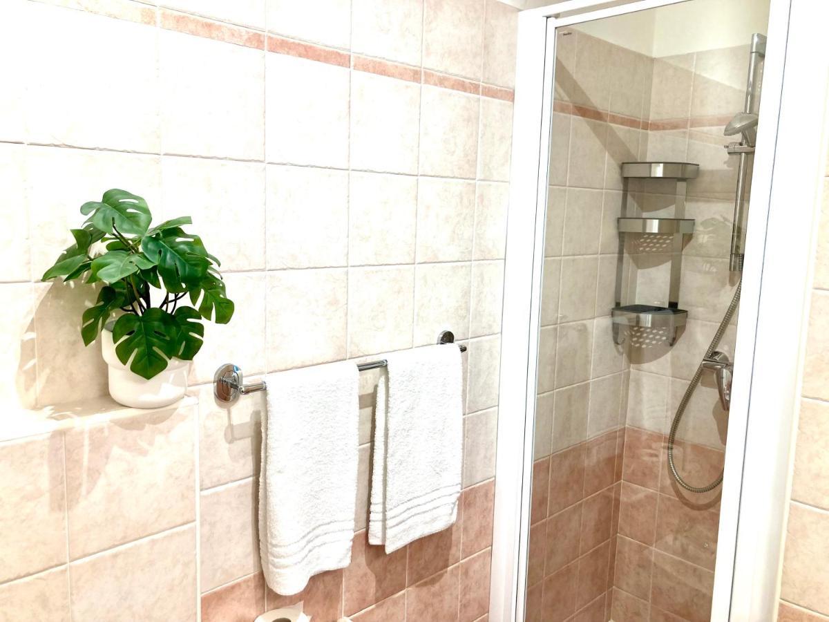 Appartamento Peppino Mit Seeblick Und Pool Riva Zewnętrze zdjęcie