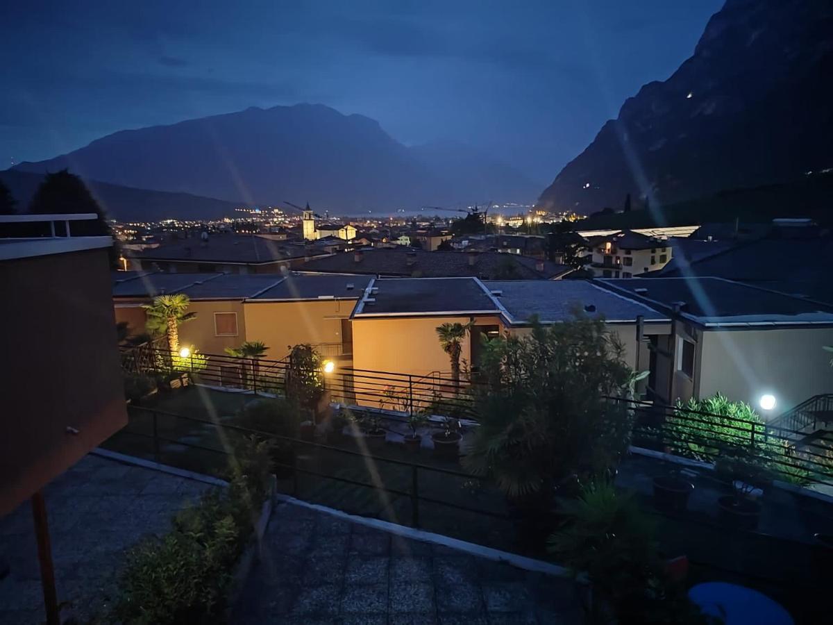 Appartamento Peppino Mit Seeblick Und Pool Riva Zewnętrze zdjęcie